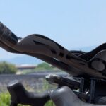 デダジェットワン DHバーの実写レビュー画像｜空力性能に特化したエアロ設計